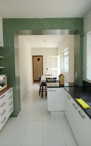 Casa à venda com 171m², 5 quartos e 1 vagaCozinha 2
