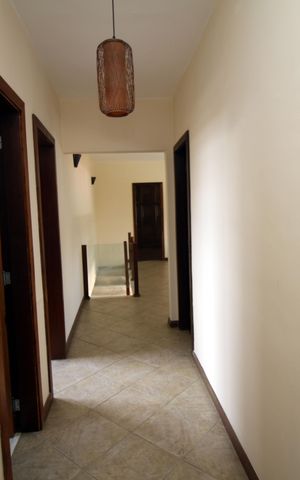 Casa à venda com 171m², 5 quartos e 1 vagaSala 2 - Corredor