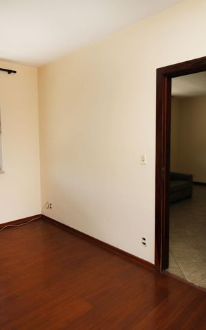Casa à venda com 171m², 5 quartos e 1 vagaQuarto 2