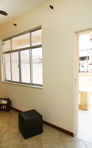 Casa à venda com 171m², 5 quartos e 1 vagaSala