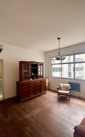 Apartamento à venda com 90m², 3 quartos e 2 vagas Apartamento à venda com 90m², 3 quartos e 2 vagasSala
