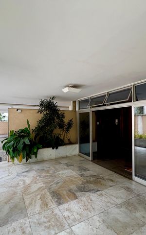 Apartamento à venda com 90m², 3 quartos e 2 vagas Apartamento à venda com 90m², 3 quartos e 2 vagasPortaria
