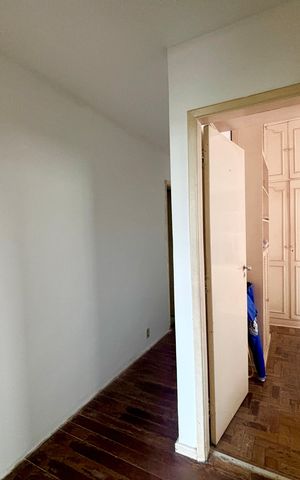 Apartamento à venda com 90m², 3 quartos e 2 vagas Apartamento à venda com 90m², 3 quartos e 2 vagasCorredor
