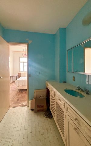 Apartamento à venda com 90m², 3 quartos e 2 vagas Apartamento à venda com 90m², 3 quartos e 2 vagasSuíte - banheiro