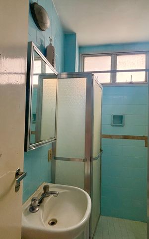 Apartamento à venda com 90m², 3 quartos e 2 vagas Apartamento à venda com 90m², 3 quartos e 2 vagasBanheiro social