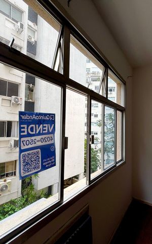 Apartamento à venda com 90m², 3 quartos e 2 vagas Apartamento à venda com 90m², 3 quartos e 2 vagasPlaca