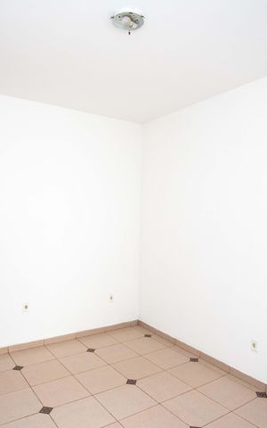 Casa à venda com 181m², 2 quartos e 2 vagasQuarto 1 Casa 1