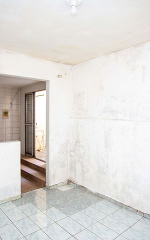 Casa à venda com 181m², 2 quartos e 2 vagasQuarto Casa 2