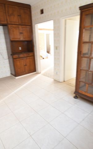 Casa para alugar com 370m², 5 quartos e 4 vagasSala 4