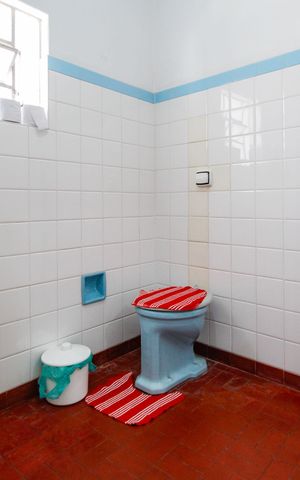 Casa à venda com 120m², 3 quartos e 2 vagasBanheiro