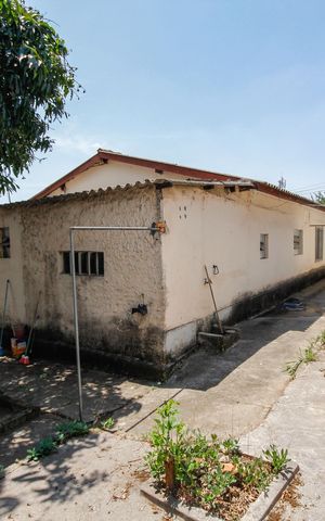 Casa à venda com 120m², 3 quartos e 2 vagasÁrea Externa