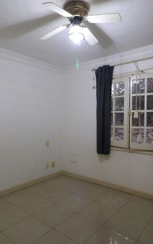 Casa para alugar com 610m², 4 quartos e 5 vagas Casa para alugar com 610m², 4 quartos e 5 vagasSuíte 1