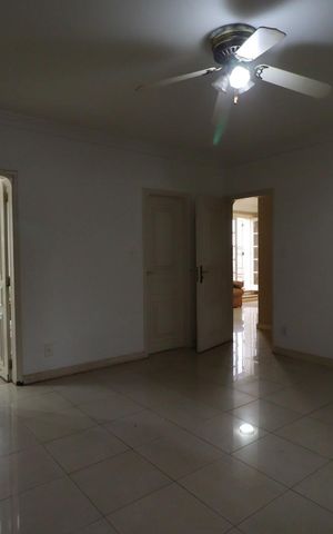 Casa para alugar com 610m², 4 quartos e 5 vagas Casa para alugar com 610m², 4 quartos e 5 vagasSuíte 2
