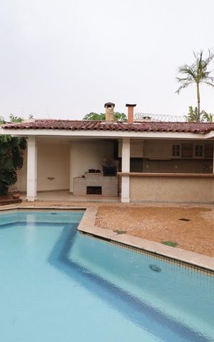 Casa para alugar com 610m², 4 quartos e 5 vagas Casa para alugar com 610m², 4 quartos e 5 vagasÁrea comum