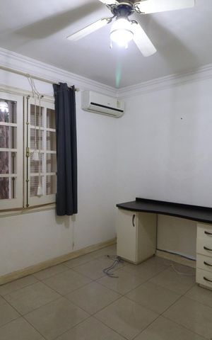 Casa para alugar com 610m², 4 quartos e 5 vagas Casa para alugar com 610m², 4 quartos e 5 vagasSuíte 1