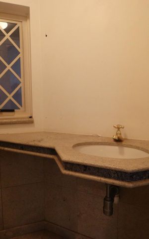 Casa para alugar com 610m², 4 quartos e 5 vagas Casa para alugar com 610m², 4 quartos e 5 vagasLavabo