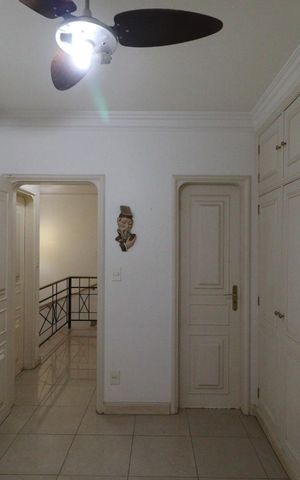 Casa para alugar com 610m², 4 quartos e 5 vagas Casa para alugar com 610m², 4 quartos e 5 vagasSuíte 4