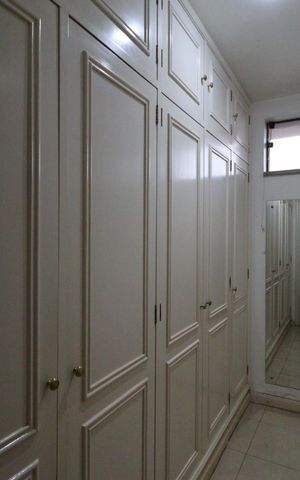 Casa para alugar com 610m², 4 quartos e 5 vagas Casa para alugar com 610m², 4 quartos e 5 vagasCloset da Suíte 2