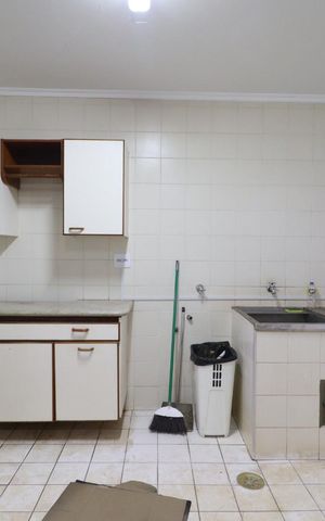 Casa para alugar com 610m², 4 quartos e 5 vagas Casa para alugar com 610m², 4 quartos e 5 vagasÁrea de Serviço