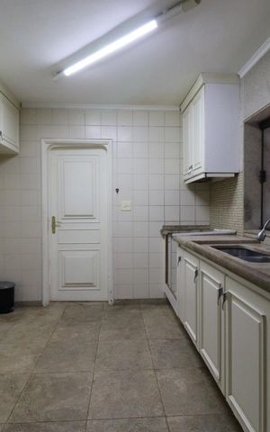 Casa para alugar com 610m², 4 quartos e 5 vagas Casa para alugar com 610m², 4 quartos e 5 vagasCozinha