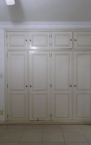 Casa para alugar com 610m², 4 quartos e 5 vagas Casa para alugar com 610m², 4 quartos e 5 vagasSuíte 1