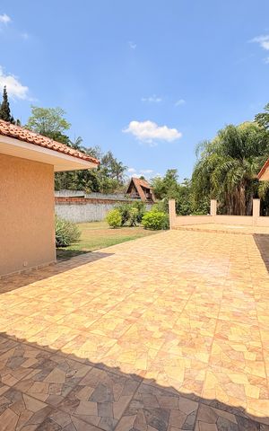 Casa de condomínio à venda com 4000m², 4 quartos e 6 vagasÁrea externa