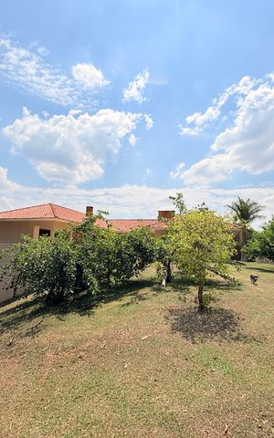 Casa de condomínio à venda com 4000m², 4 quartos e 6 vagasÁrea externa
