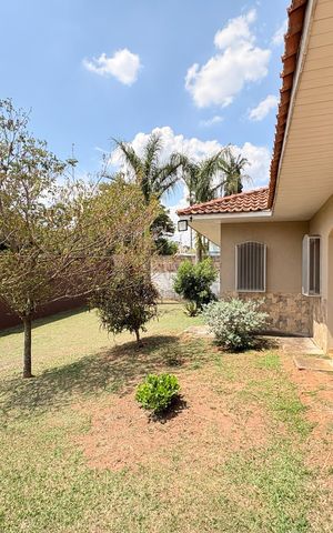 Casa de condomínio à venda com 4000m², 4 quartos e 6 vagasÁrea externa