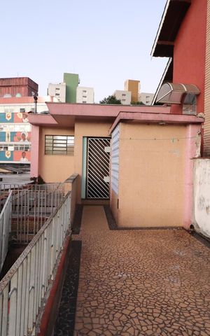 Casa para alugar com 115m², 2 quartos e 1 vagaVaranda