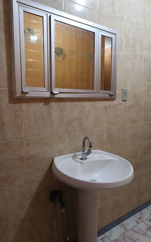Casa para alugar com 115m², 2 quartos e 1 vagaBanheiro