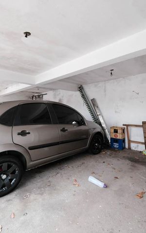 Casa à venda com 120m², 3 quartos e 4 vagasGaragem