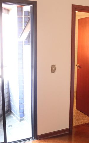 Apartamento à venda com 205m², 4 quartos e 3 vagasSuíte 2