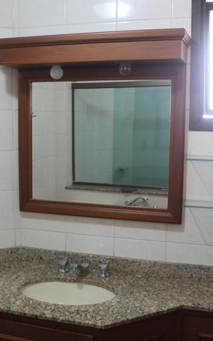 Apartamento à venda com 205m², 4 quartos e 3 vagasBanheiro da Suíte 1