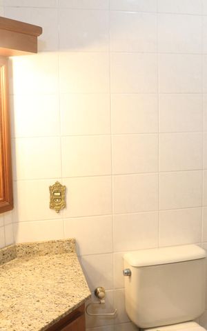 Apartamento à venda com 205m², 4 quartos e 3 vagasBanheiro