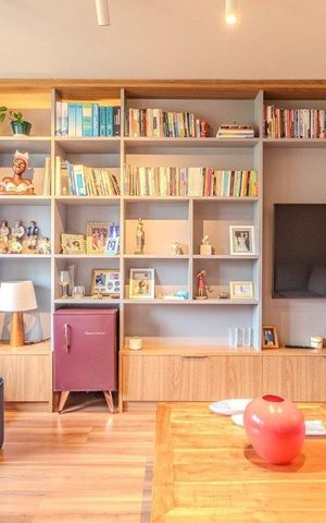 Casa de condomínio para alugar com 324m², 3 quartos e 3 vagas Casa de condomínio para alugar com 324m², 3 quartos e 3 vagasSala de TV