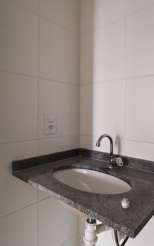 Apartamento à venda com 54m², 2 quartos e 1 vaga Apartamento à venda com 54m², 2 quartos e 1 vagaBanheiro