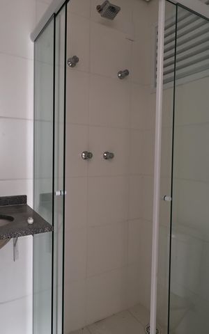 Apartamento à venda com 54m², 2 quartos e 1 vaga Apartamento à venda com 54m², 2 quartos e 1 vagaBanheiro