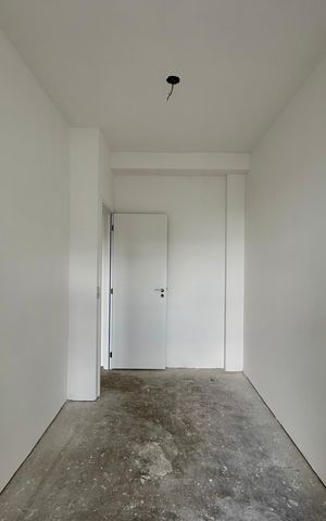 Apartamento à venda com 270m², 4 quartos e 4 vagas Apartamento à venda com 270m², 4 quartos e 4 vagasCloset Suite 1