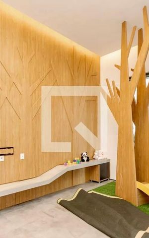 Apartamento à venda com 270m², 4 quartos e 4 vagas Apartamento à venda com 270m², 4 quartos e 4 vagasBrinquedoteca