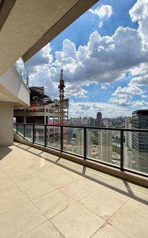 Apartamento à venda com 270m², 4 quartos e 4 vagas Apartamento à venda com 270m², 4 quartos e 4 vagasVaranda