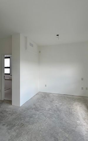 Apartamento à venda com 270m², 4 quartos e 4 vagas Apartamento à venda com 270m², 4 quartos e 4 vagasSuíte 1