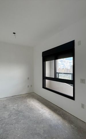 Apartamento à venda com 270m², 4 quartos e 4 vagas Apartamento à venda com 270m², 4 quartos e 4 vagasSuíte 1