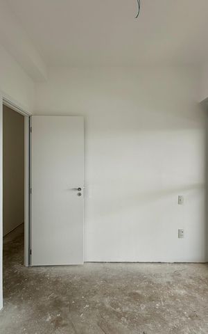 Apartamento à venda com 270m², 4 quartos e 4 vagas Apartamento à venda com 270m², 4 quartos e 4 vagasSuíte 3