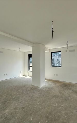 Apartamento à venda com 270m², 4 quartos e 4 vagas Apartamento à venda com 270m², 4 quartos e 4 vagasSala