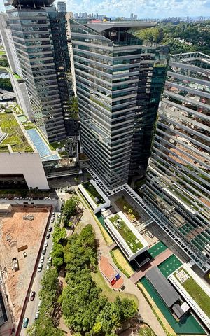 Apartamento à venda com 270m², 4 quartos e 4 vagas Apartamento à venda com 270m², 4 quartos e 4 vagasVista