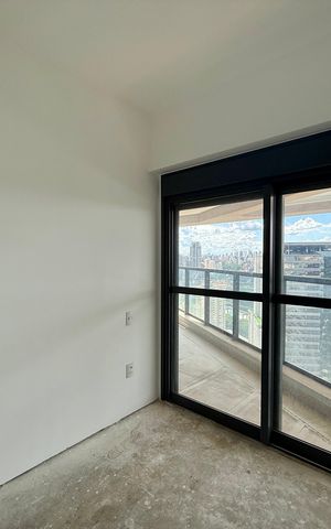 Apartamento à venda com 270m², 4 quartos e 4 vagas Apartamento à venda com 270m², 4 quartos e 4 vagasSuíte 3