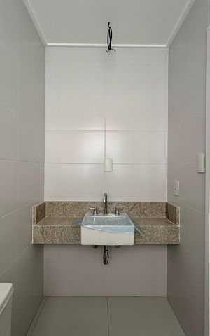 Apartamento à venda com 270m², 4 quartos e 4 vagas Apartamento à venda com 270m², 4 quartos e 4 vagasBanheiro Suíte 3