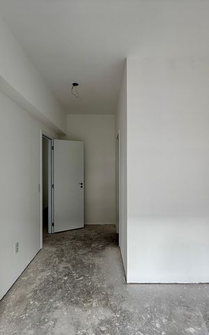 Apartamento à venda com 270m², 4 quartos e 4 vagas Apartamento à venda com 270m², 4 quartos e 4 vagasSuíte 4