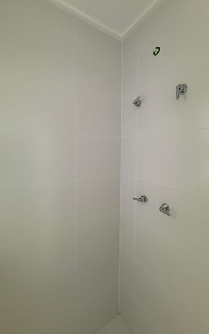 Apartamento à venda com 270m², 4 quartos e 4 vagas Apartamento à venda com 270m², 4 quartos e 4 vagasBanheiro Suíte 4