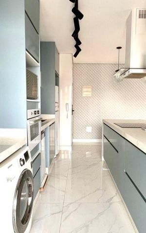 Apartamento à venda com 77m², 2 quartos e 2 vagasCozinha